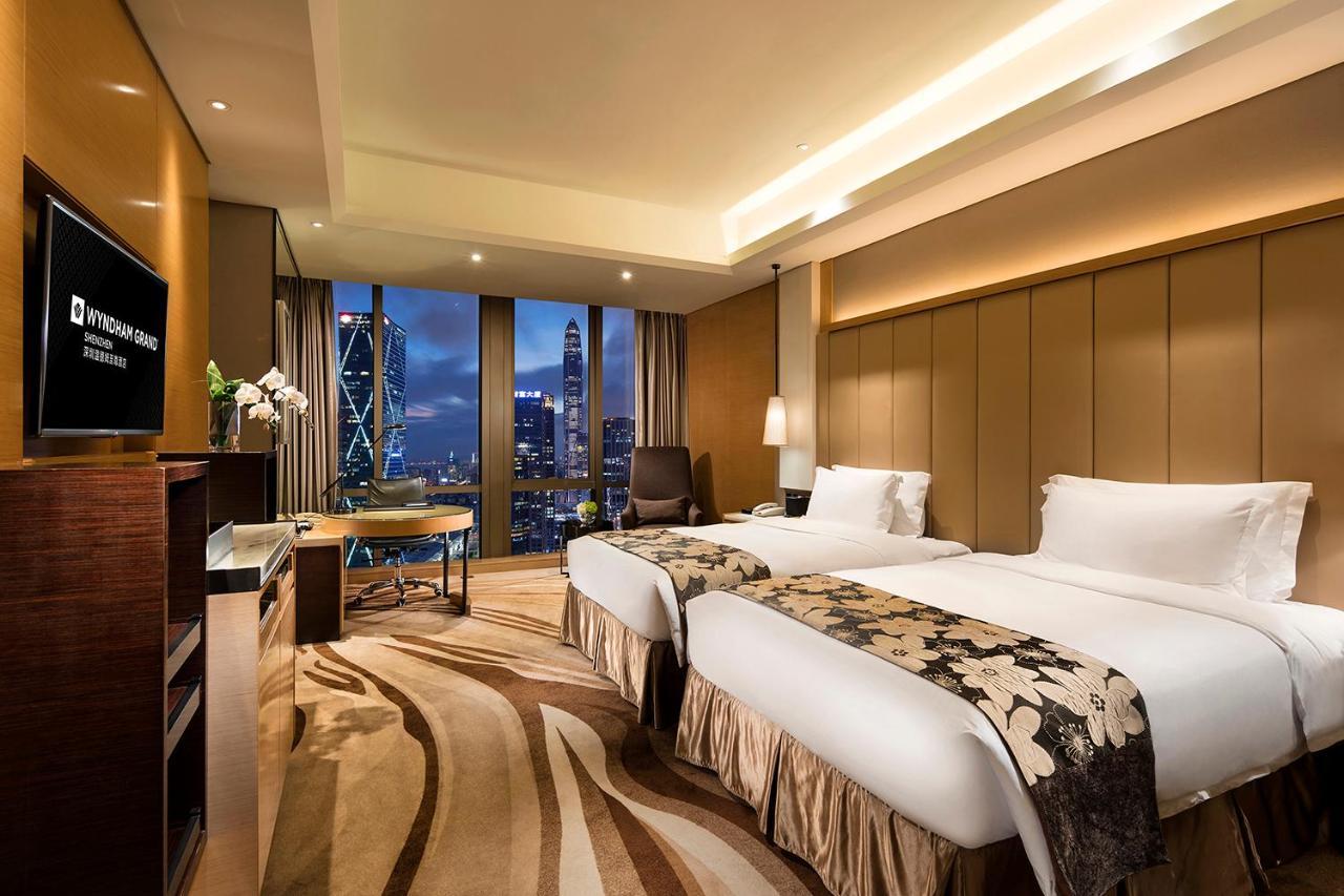 Hotel Shenzhen Futian Wyndham Grand Exteriér fotografie